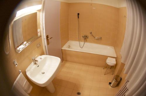 Hotel Milano Pistoia Luaran gambar