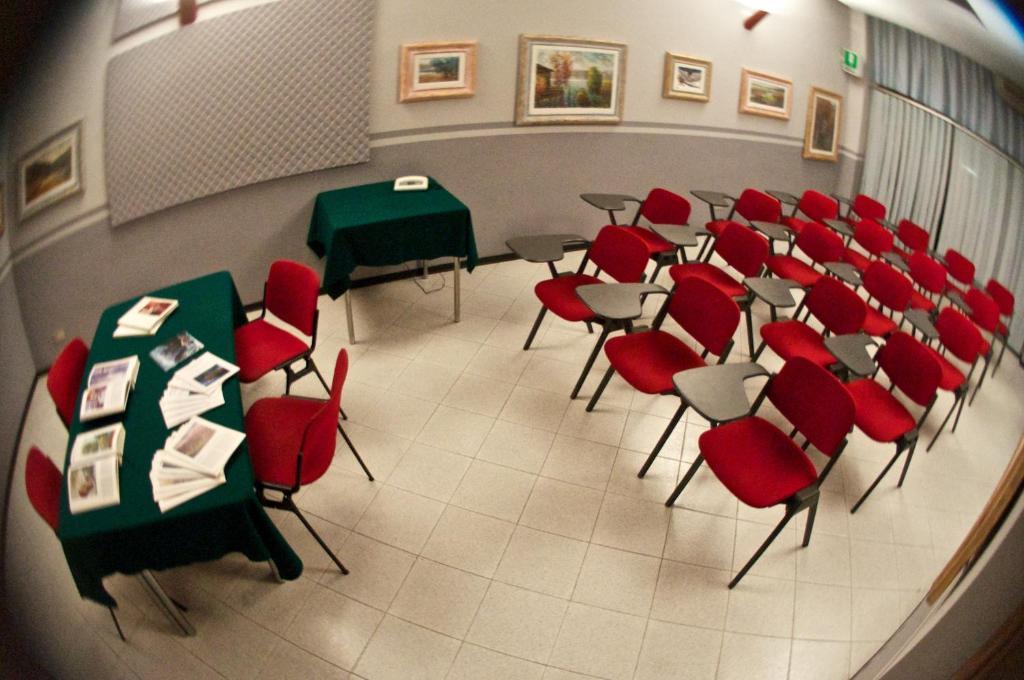 Hotel Milano Pistoia Luaran gambar