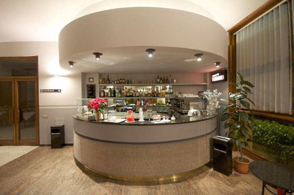 Hotel Milano Pistoia Luaran gambar