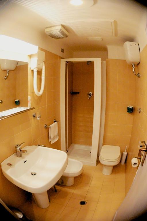 Hotel Milano Pistoia Luaran gambar