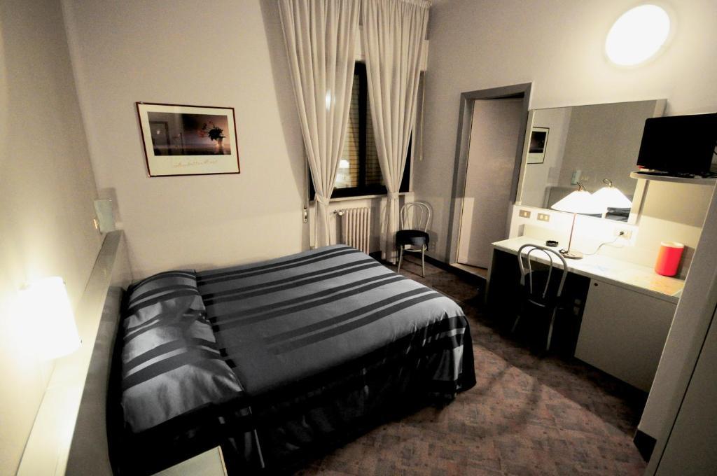 Hotel Milano Pistoia Luaran gambar