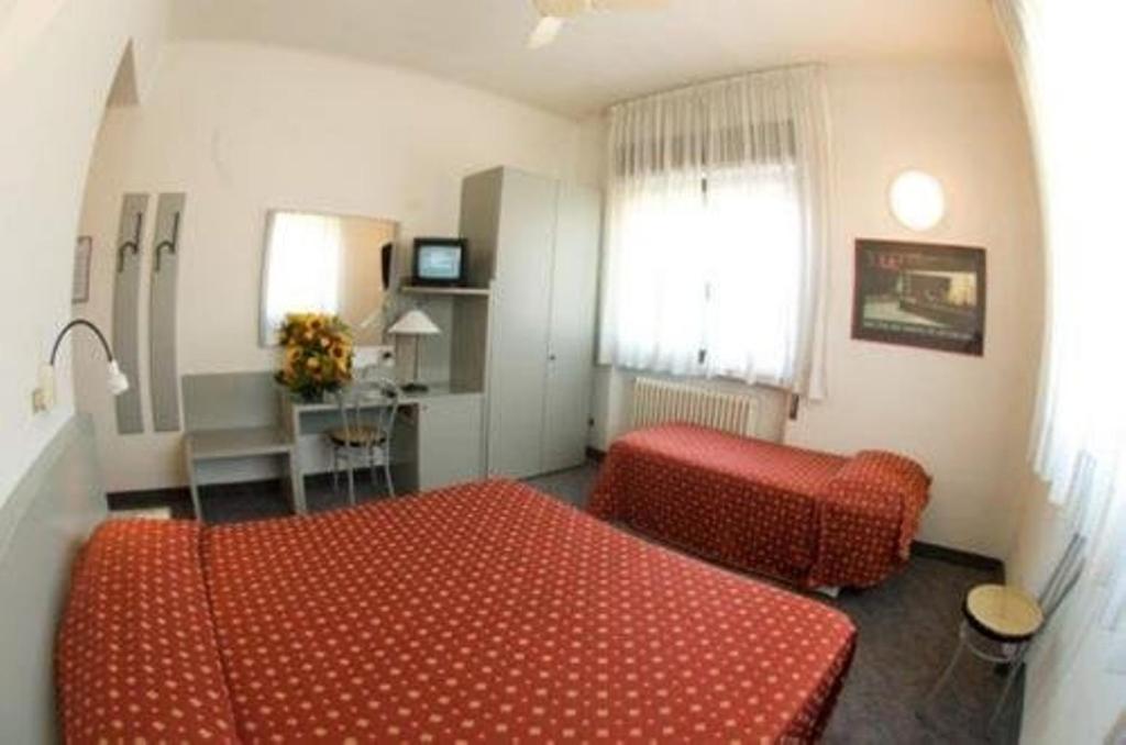 Hotel Milano Pistoia Luaran gambar