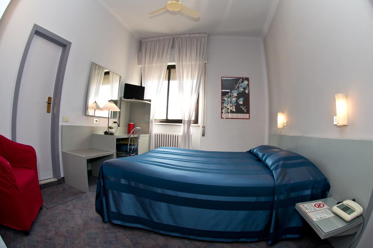 Hotel Milano Pistoia Luaran gambar
